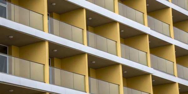 Carpintería Metálica de Aluminio / PVC en Hospitalet de Llobregat · Balconeras