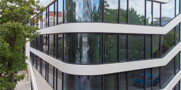 Puertas y Ventanas Insonorizadas de Aluminio / PVC en Hospitalet de Llobregat · Doble Acristalamiento