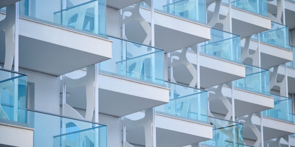 Puertas y Ventanas Aislantes de Aluminio / PVC Hospitalet de Llobregat · Balconeras
